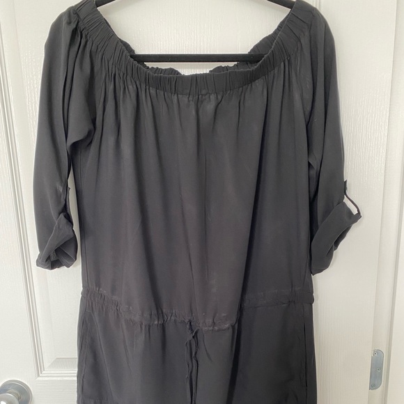 LOLE Jamie Off-Shoulder Dress w/ Rounded Hem, Button Roll-Up Sleeves - Size M - Picture 5 of 5